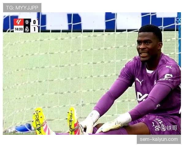 阿拉维斯后卫红牌停赛,球队下轮比赛防守转换将面临人员短缺 阿拉维斯后卫红牌停赛,球队下轮比赛防守转换将面临人员短缺