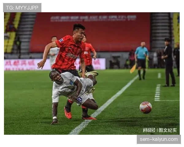 成都蓉城3-2险胜南通支云,两队合计贡献35次射门 成都蓉城3-2险胜南通支云,两队合计贡献35次射门