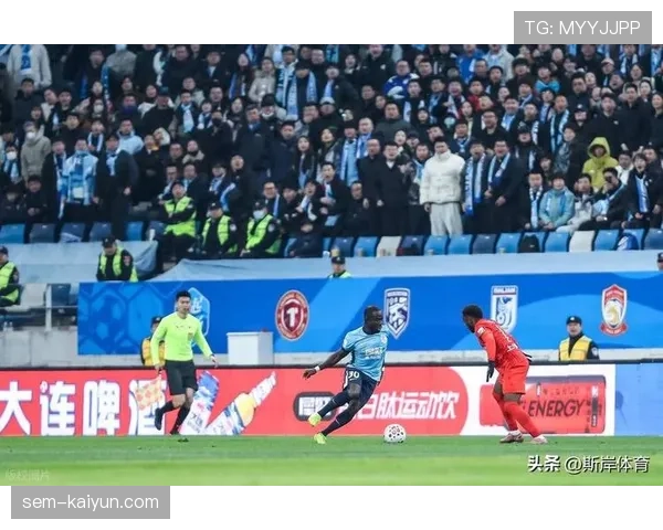 评论：中超联赛引入半自动越位识别技术，判罚准确性迎来提升